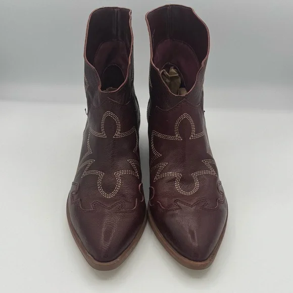 Chinese Laundry Fiona Ankle Western Cowgirl Leather Boots Intricate Stitching - Picture 3 of 12